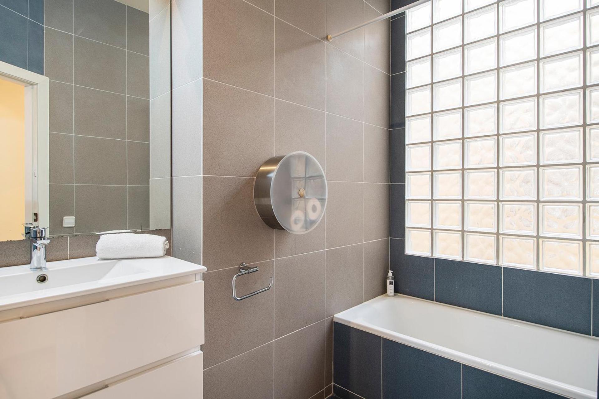 Sleep & Stay Luxury Top Floor Apt With Terrace Girona Exterior foto